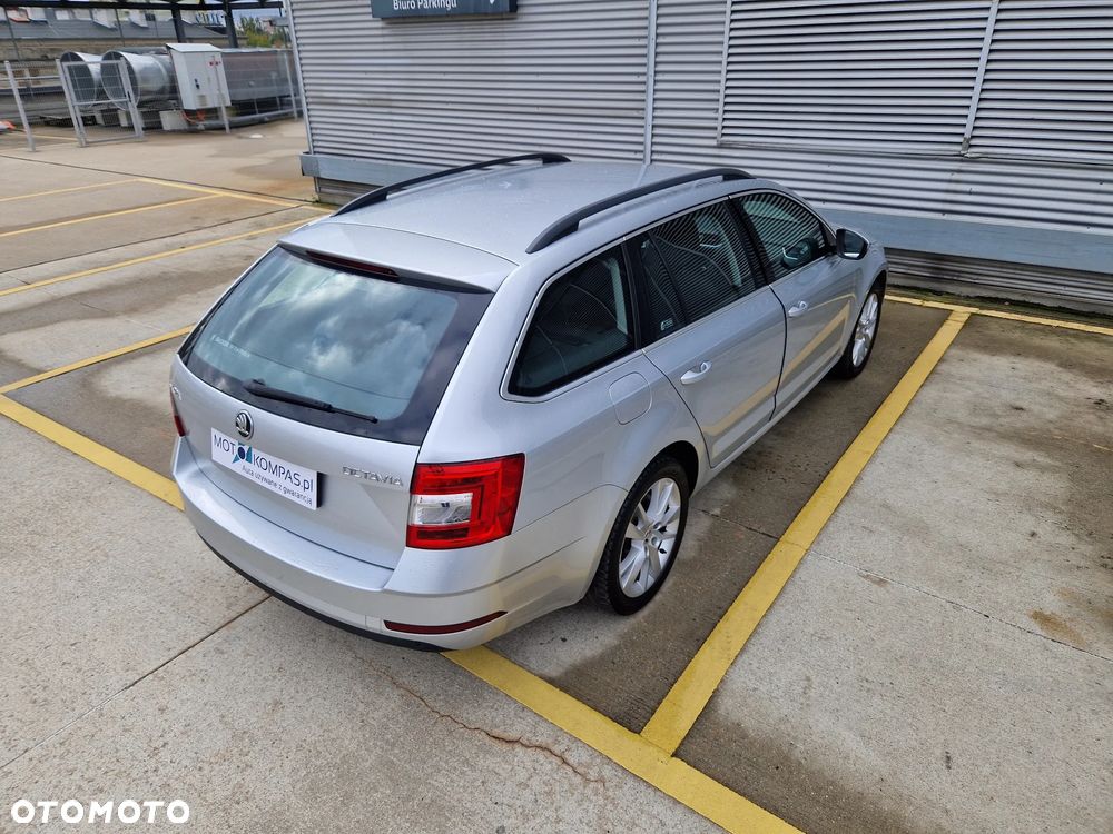 Skoda Octavia 2.0 TDI SCR Style DSG - 14