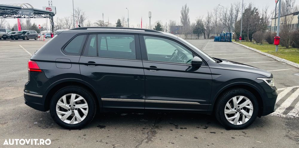 Volkswagen Tiguan 2.0 TDI 4Motion DSG BMT Sport & Style - 4