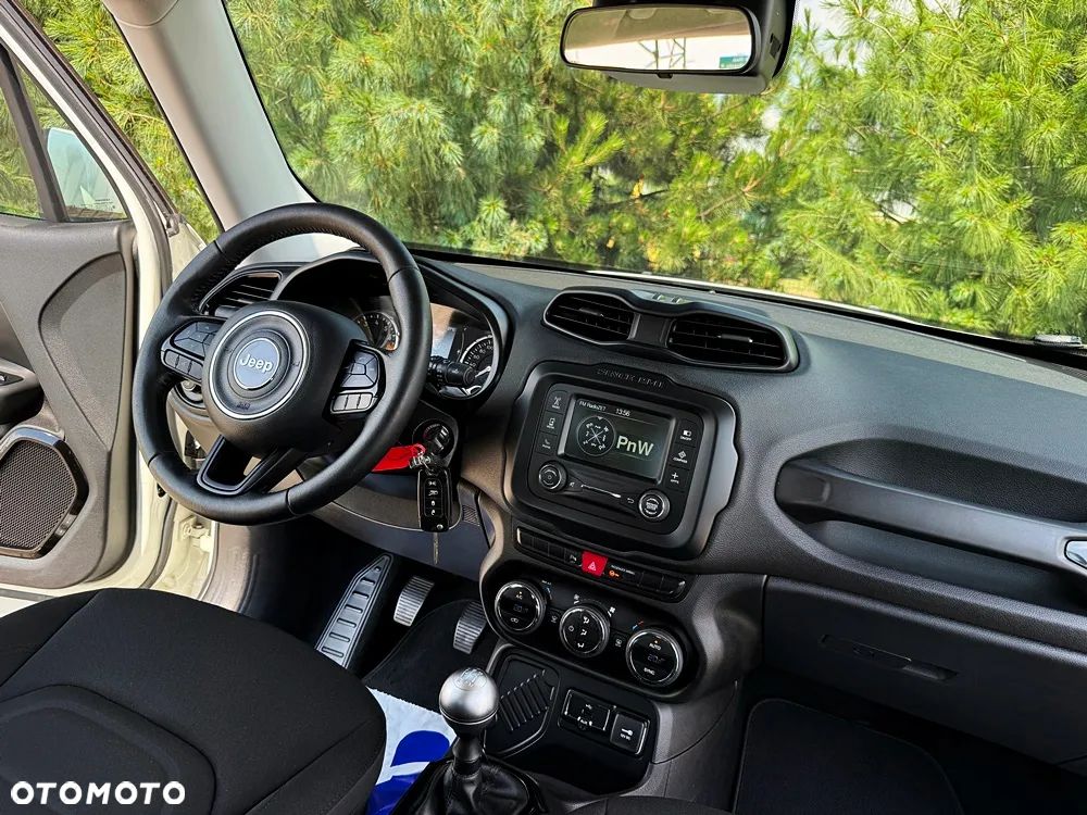 Jeep Renegade 1.6 E-TorQ Sport - 32