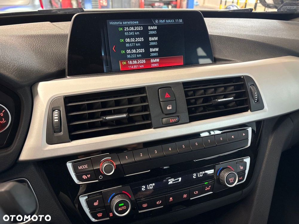 BMW Seria 3 320i GPF xDrive - 22