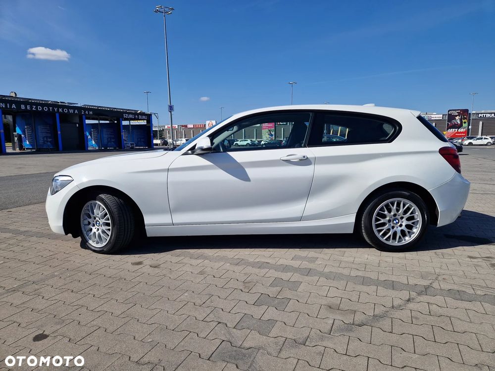 BMW Seria 1 116d - 2