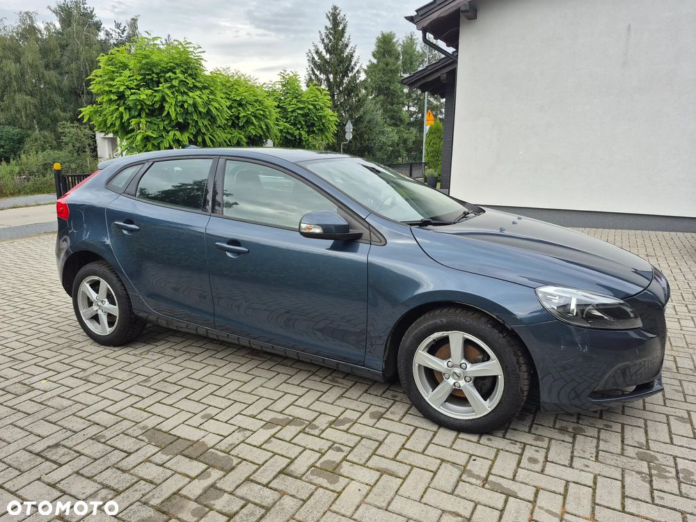 Volvo V40 - 10