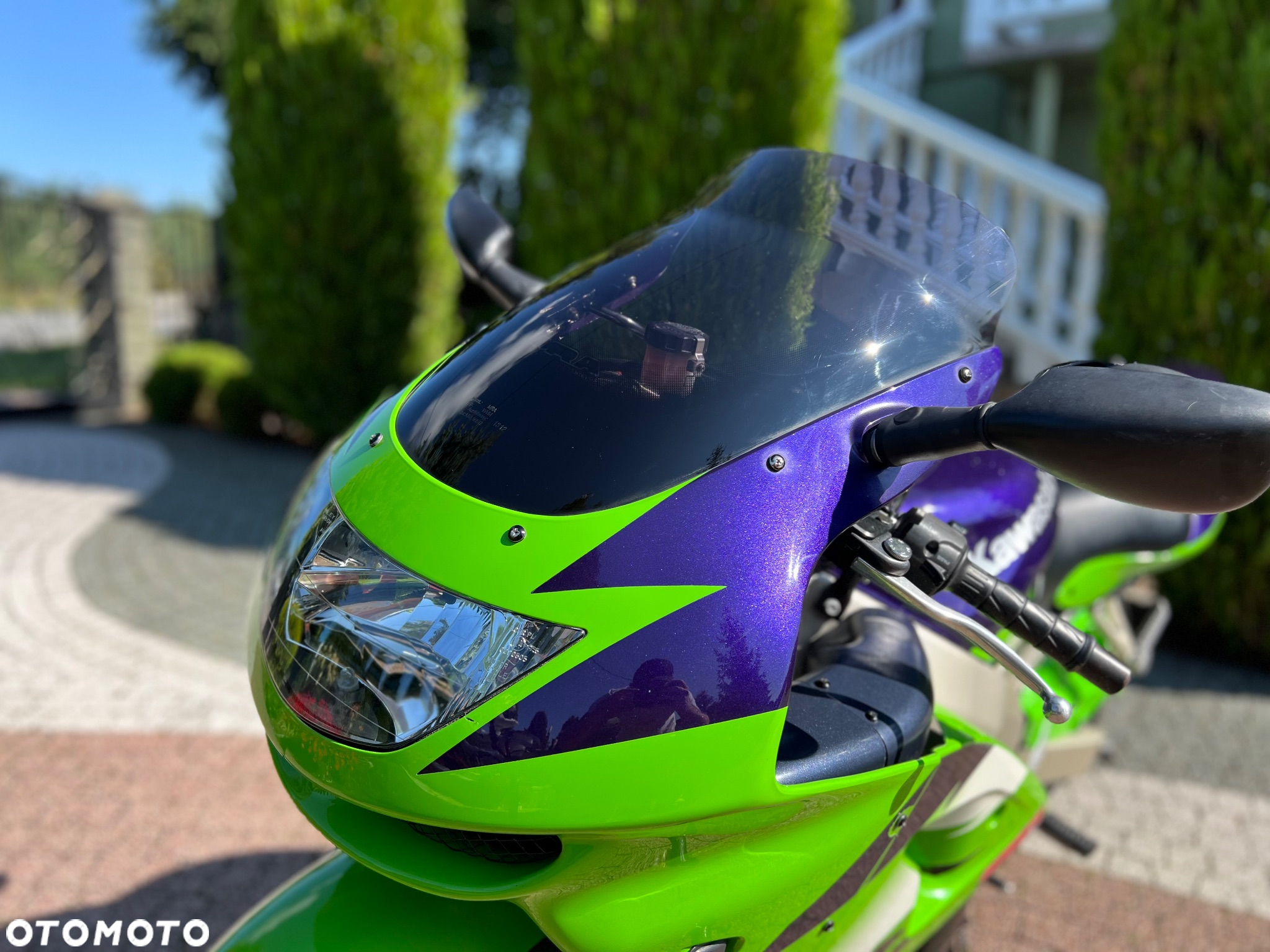 Kawasaki ZXR - 26