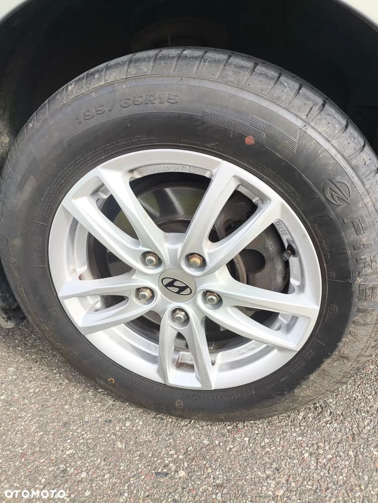 Kia Venga 1.4 L - 13