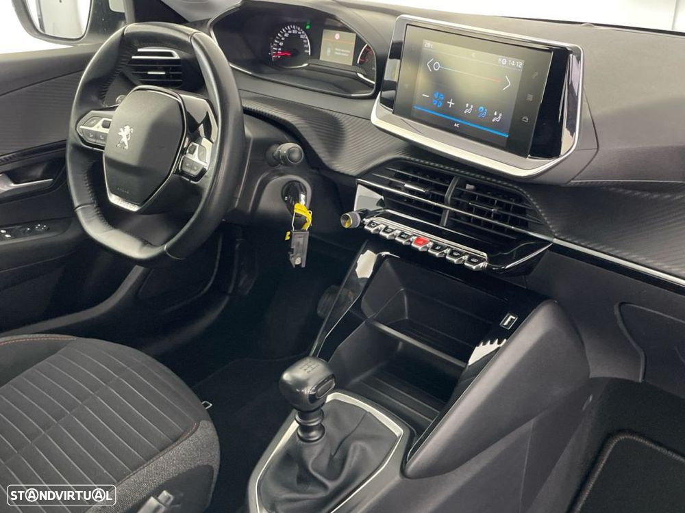 Peugeot 208 1.2 PureTech Active - 22