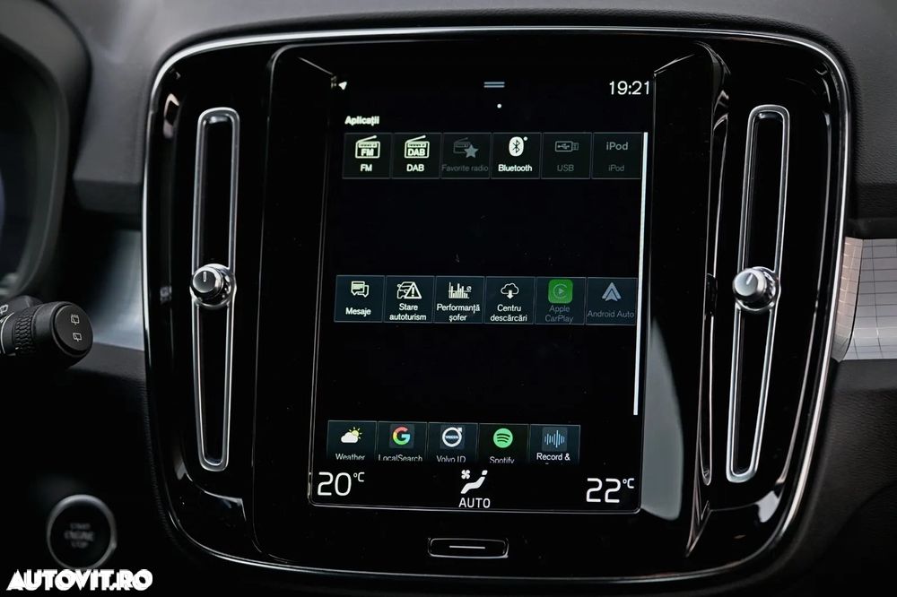 Volvo XC 40 T4 Recharge DKG Inscription - 11