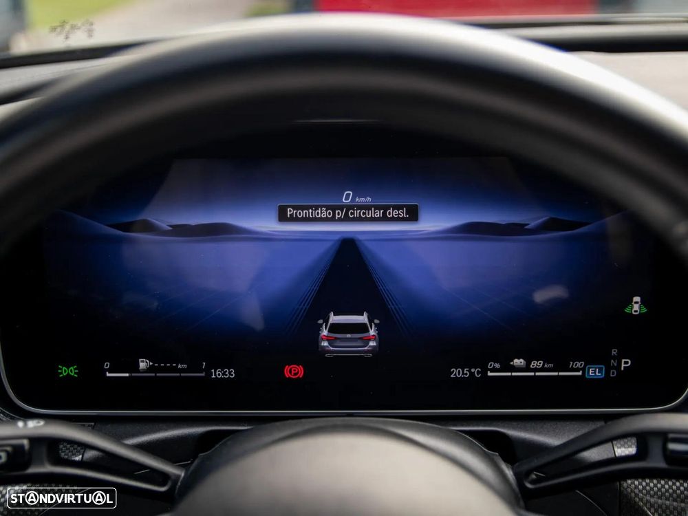 Mercedes-Benz C 300 e T 9G-TRONIC AMG Line - 28