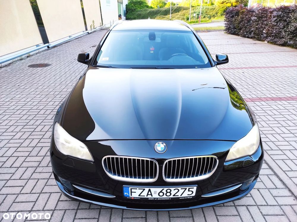 BMW Seria 5 520d - 29