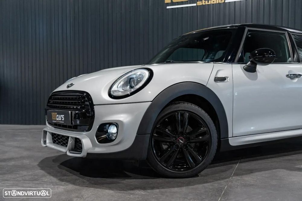 MINI 5 Portas Cooper D Auto - 39