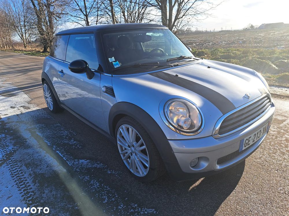 MINI Cooper Standard - 3