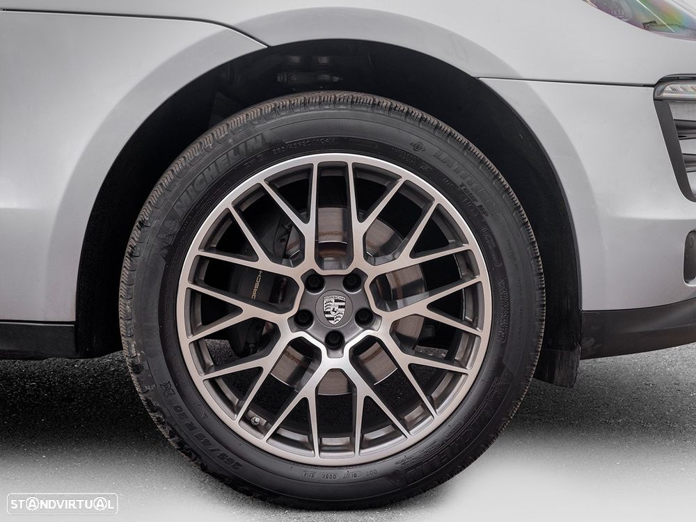 Porsche Macan 2.0T - 13