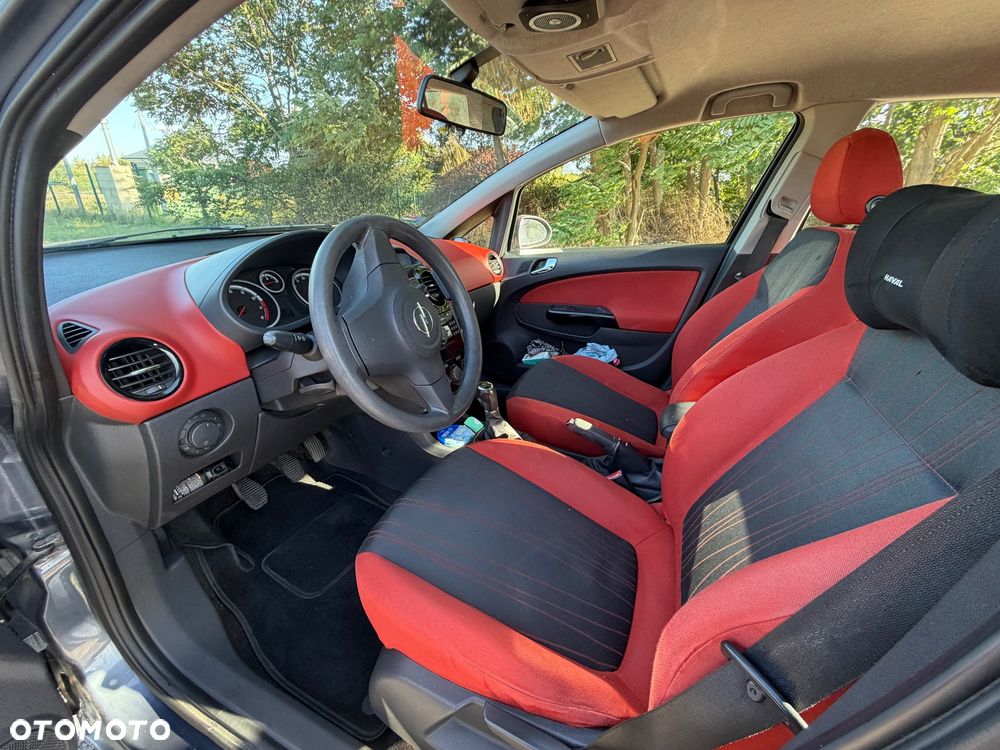 Opel Corsa 1.4 16V Enjoy - 11