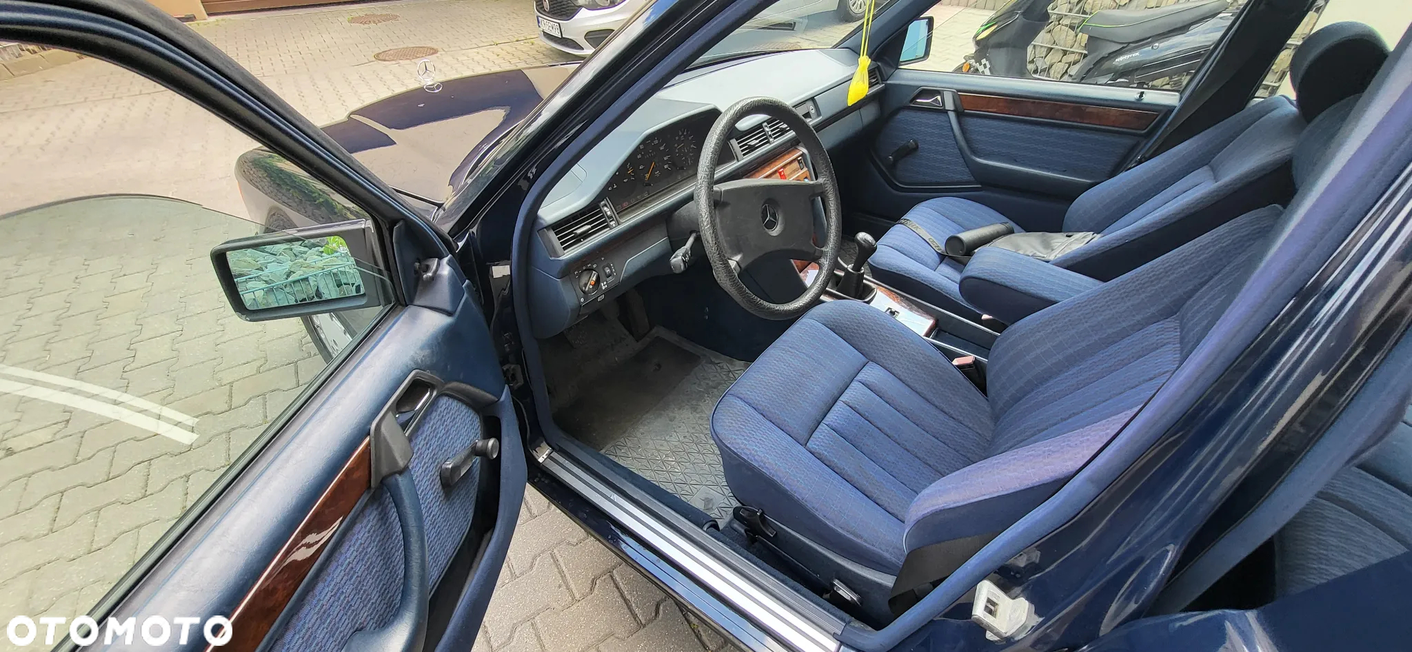 Mercedes-Benz W124 (1984-1993) - 10