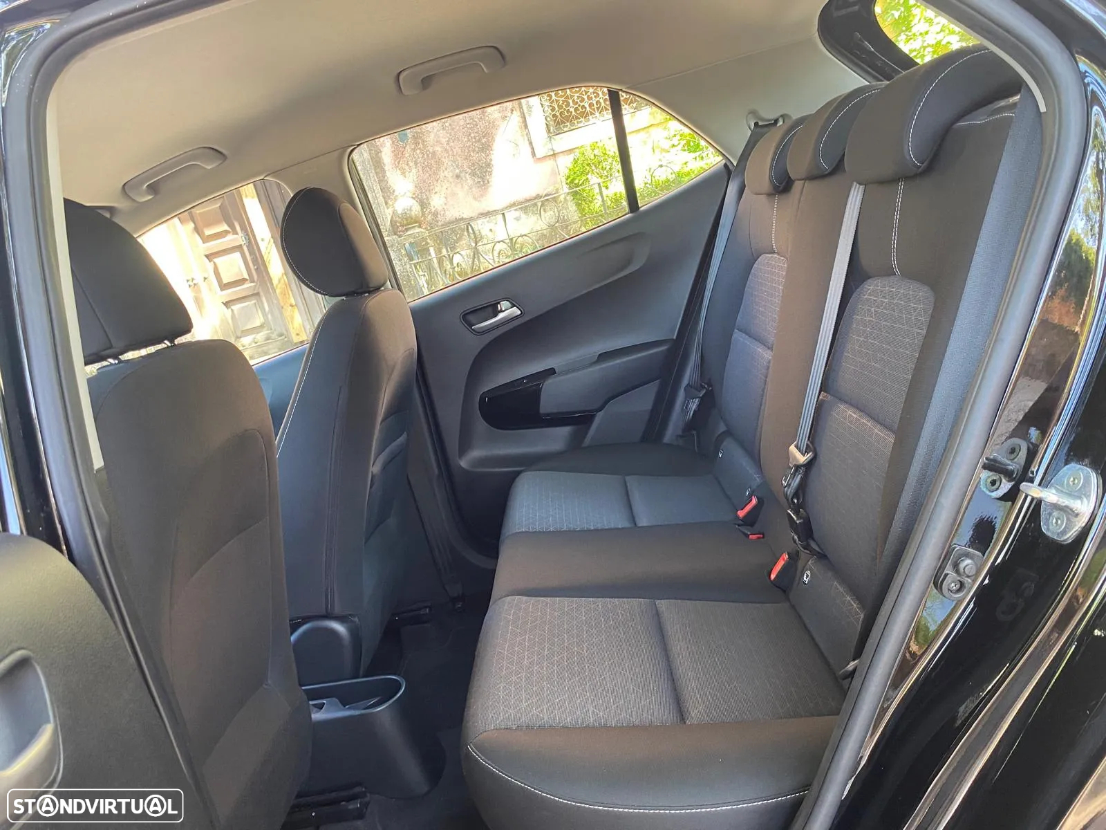 Kia Picanto 1.0 CVVT Urban - 11