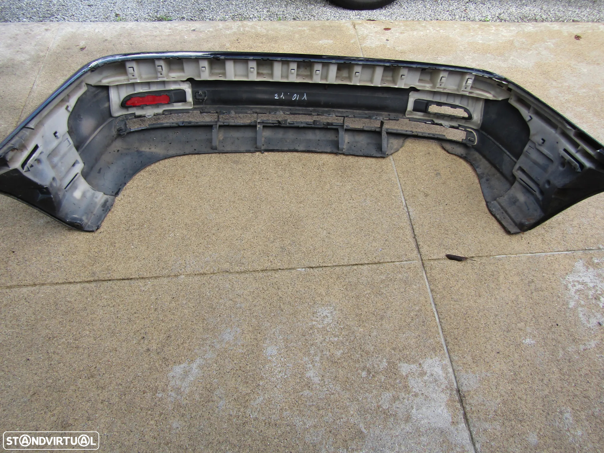 Para-choques tras BMW E46 Coupe  ano 2000 (ORIGINAL)com pequenos danos - 4