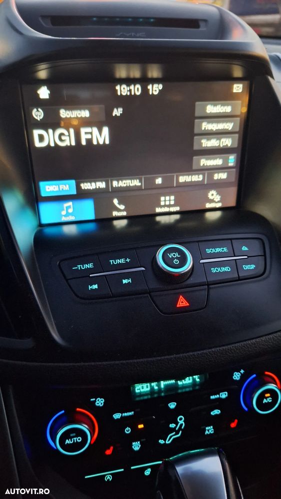 Ford Kuga 2.0 TDCi 4WD Powershift Trend - 26