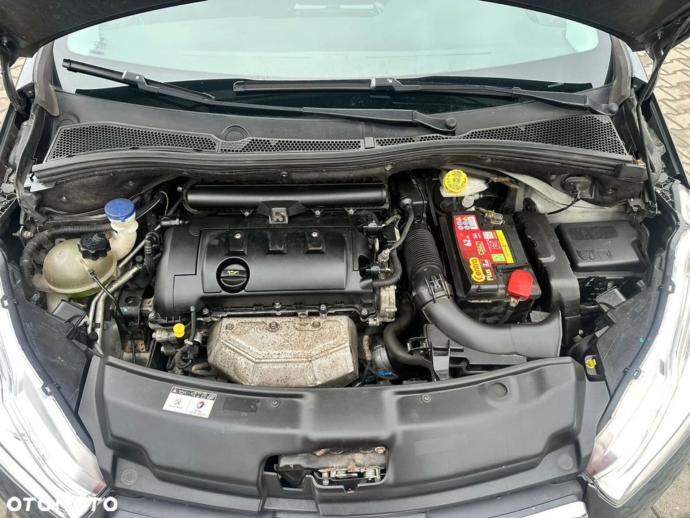 Peugeot 208 1.4 VTi Active - 11