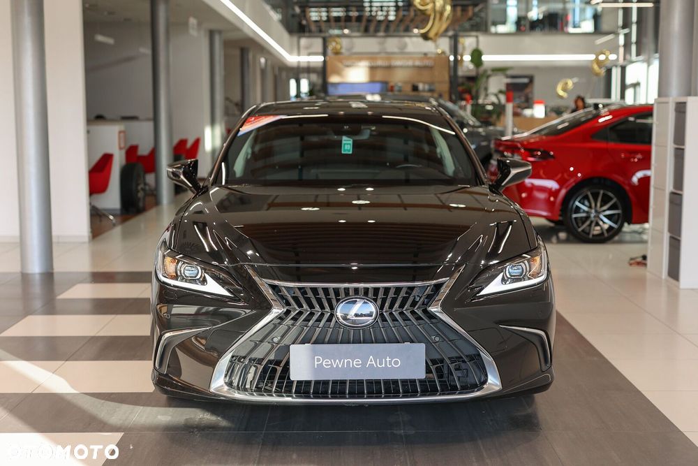 Lexus ES 300h Business Edition - 2