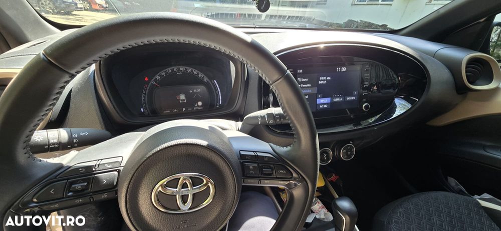 Toyota Aygo X 1.0l CVT Dynamic - 5