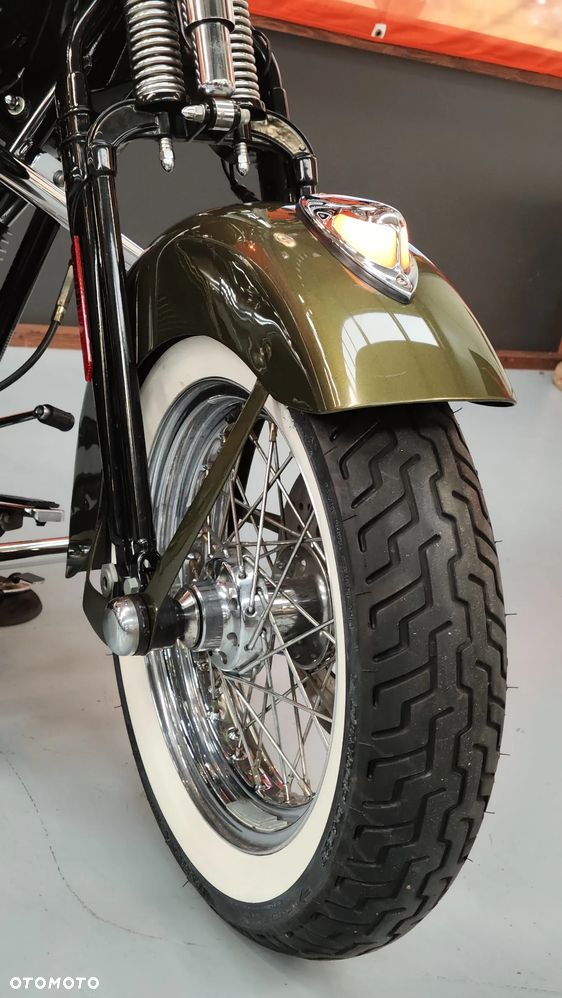Harley-Davidson Softail Springer Classic - 24