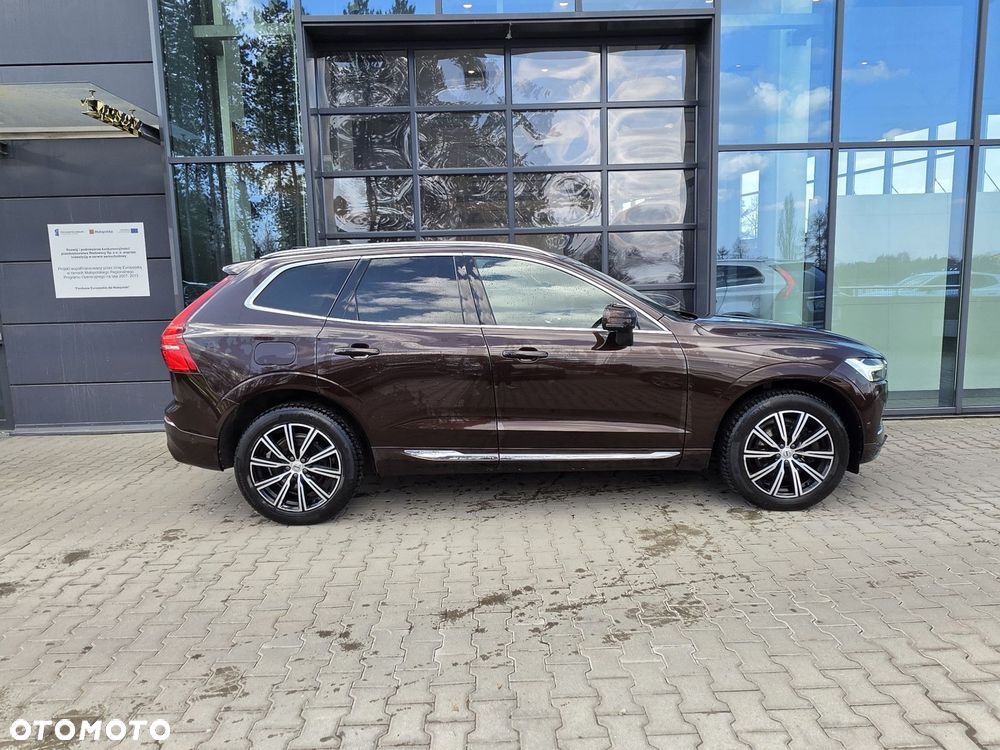 Volvo XC 60 - 4