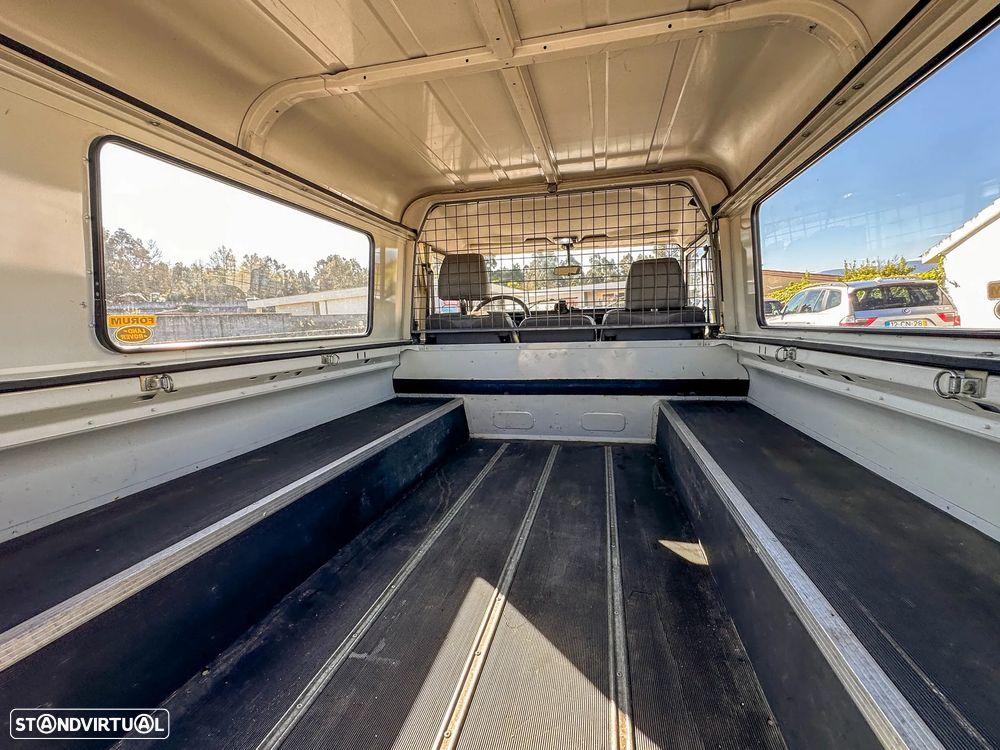 Land Rover Defender 90 2.5 Td5 S - 11