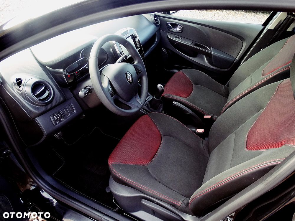 Renault Clio 1.2 16V 75 Life - 18