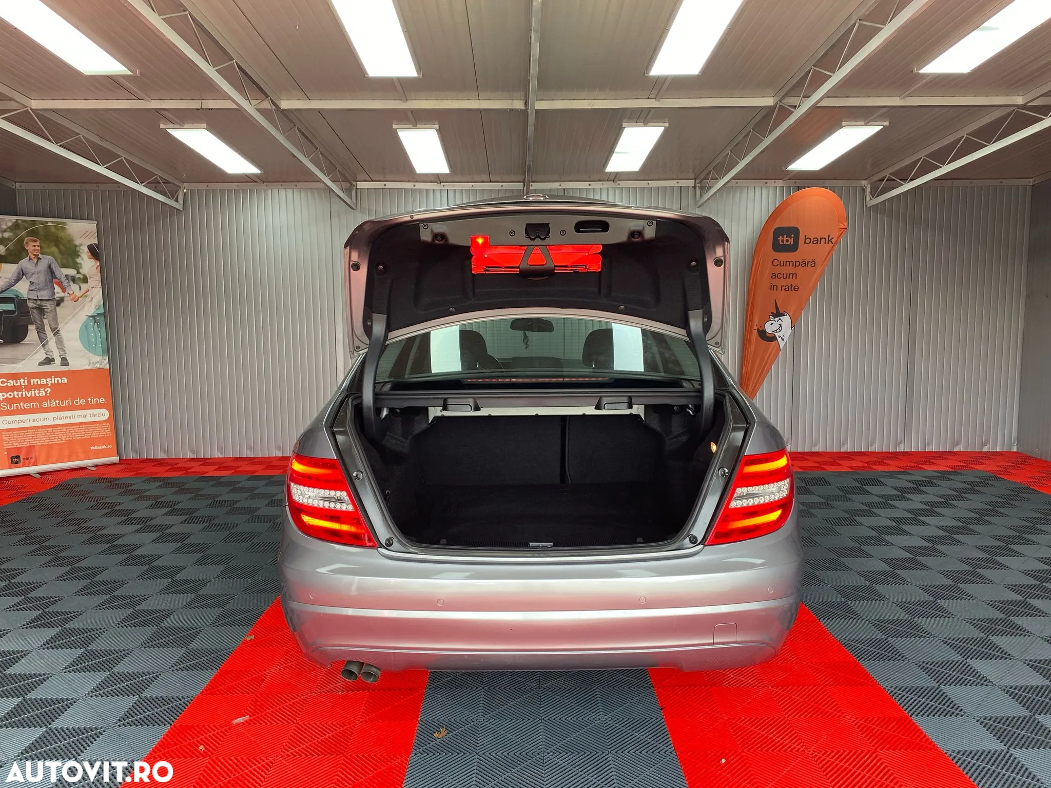 Mercedes-Benz C - 18