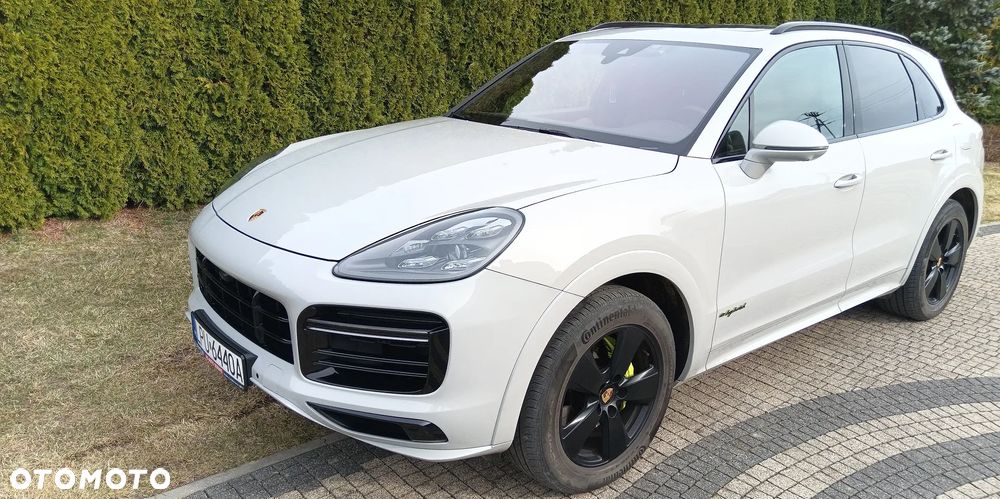 Porsche Cayenne - 6