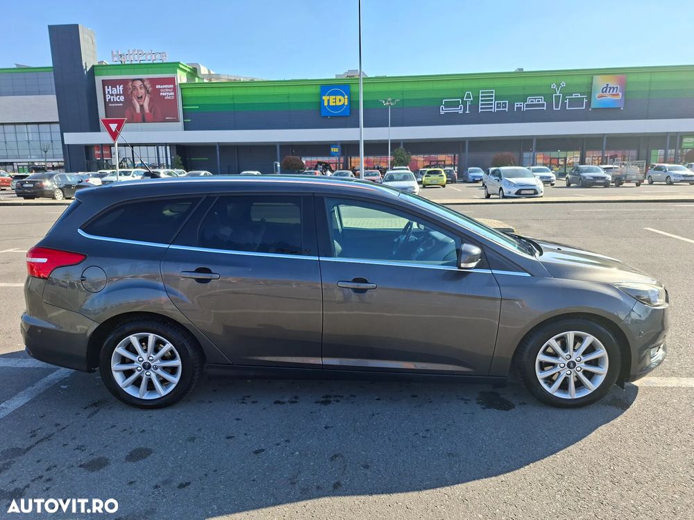 Ford Focus 2.0 TDCI Powershift Titanium - 2