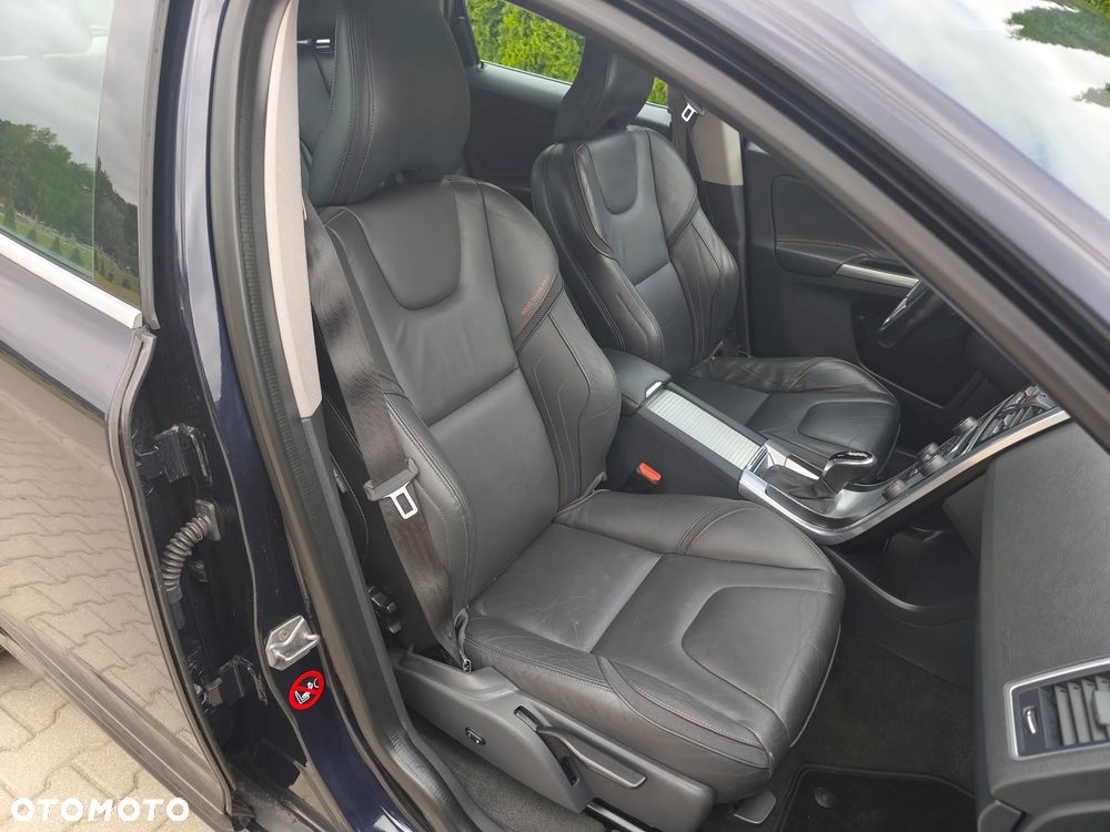Volvo XC 60 D3 Geartronic Ocean Race - 29
