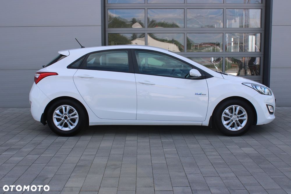 Hyundai i30 1.6 CRDi Premium - 4
