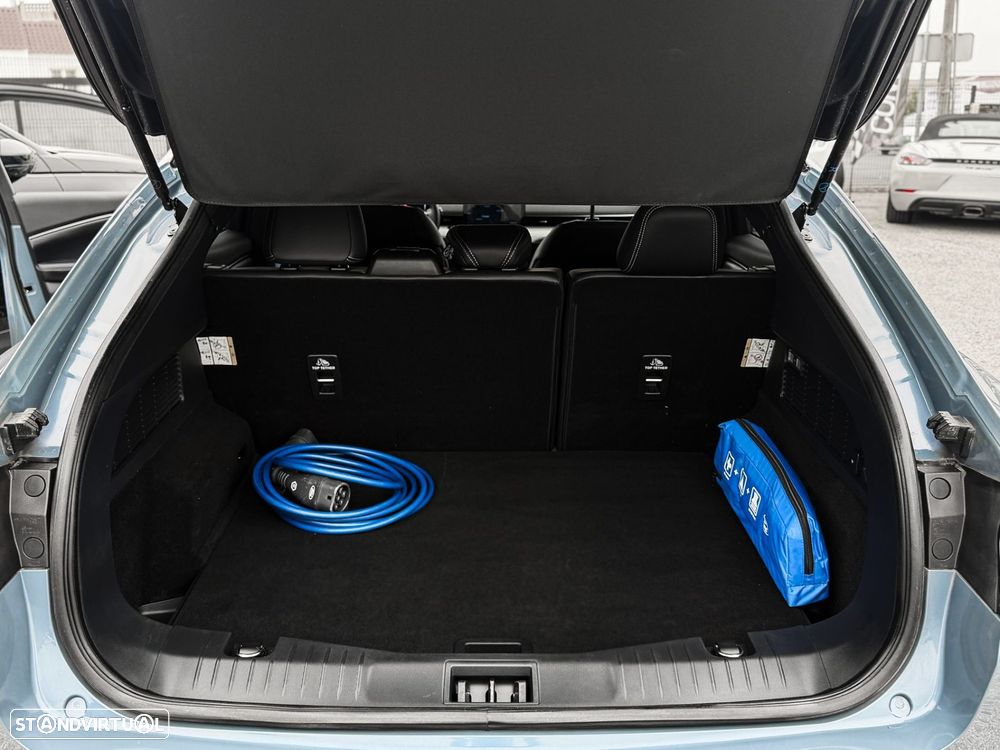 Ford Mustang Mach-E 75.7 kWh Base - 17