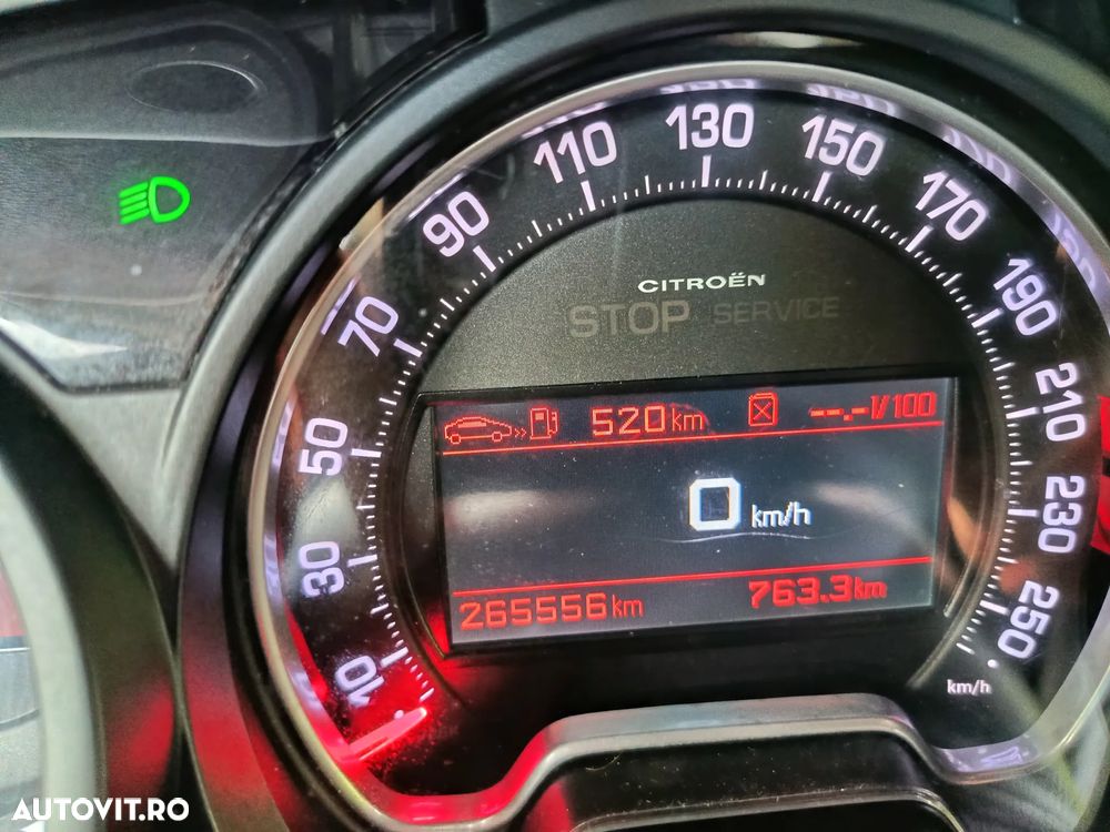 Citroën C5 HDi 110 FAP Confort - 16