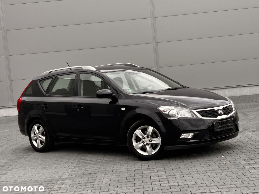Kia Ceed 1.6 CRDi 115 Spirit - 10