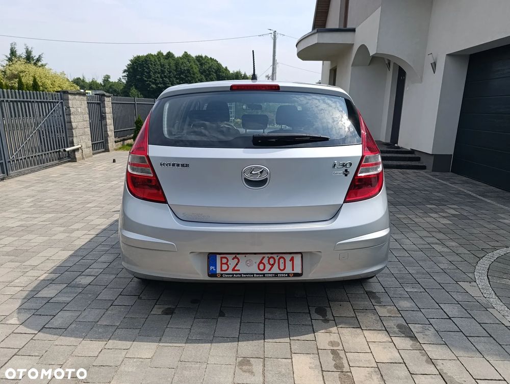 Hyundai i30 i30cw 1.4 blue Comfort - 9
