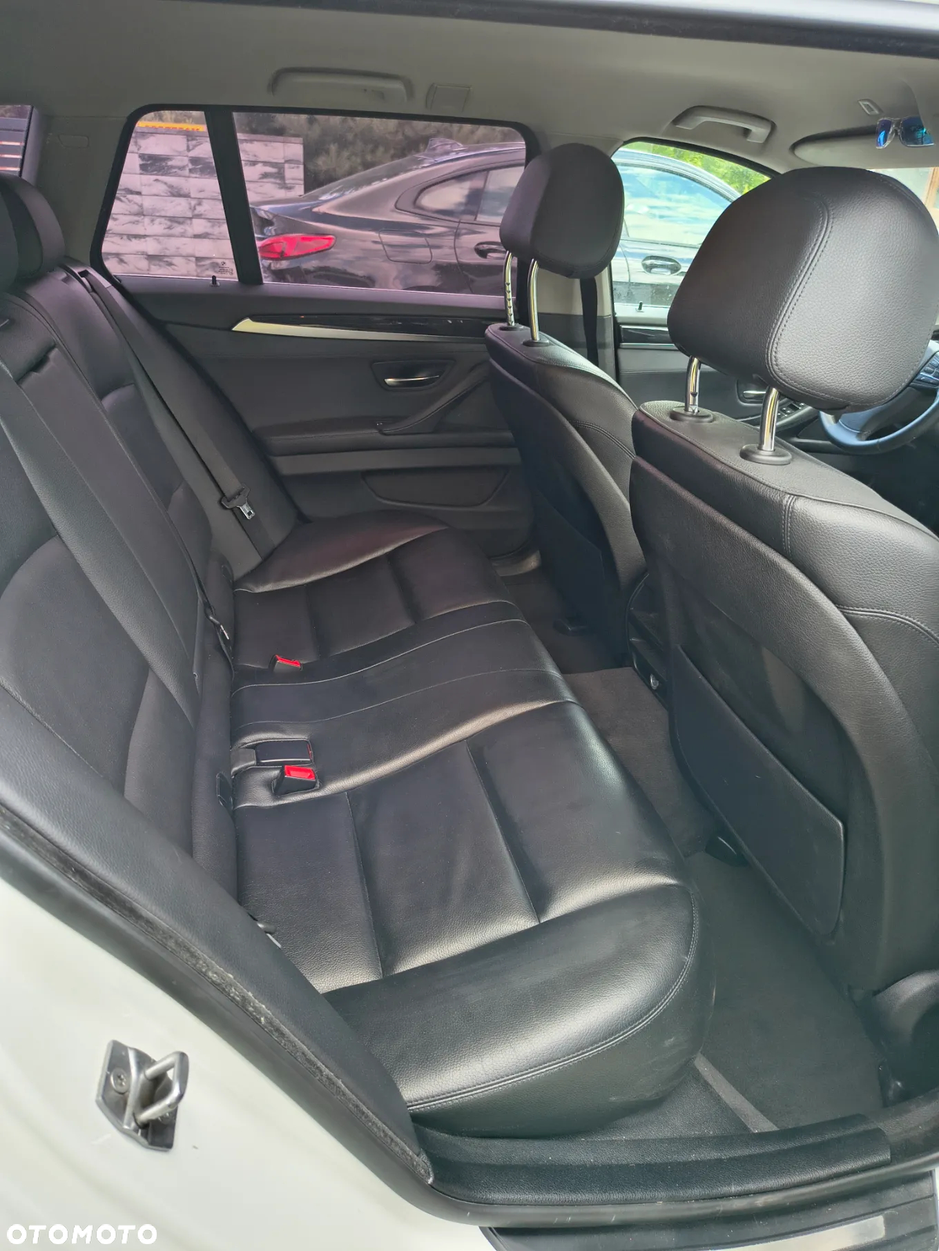BMW Seria 5 525d Touring - 9