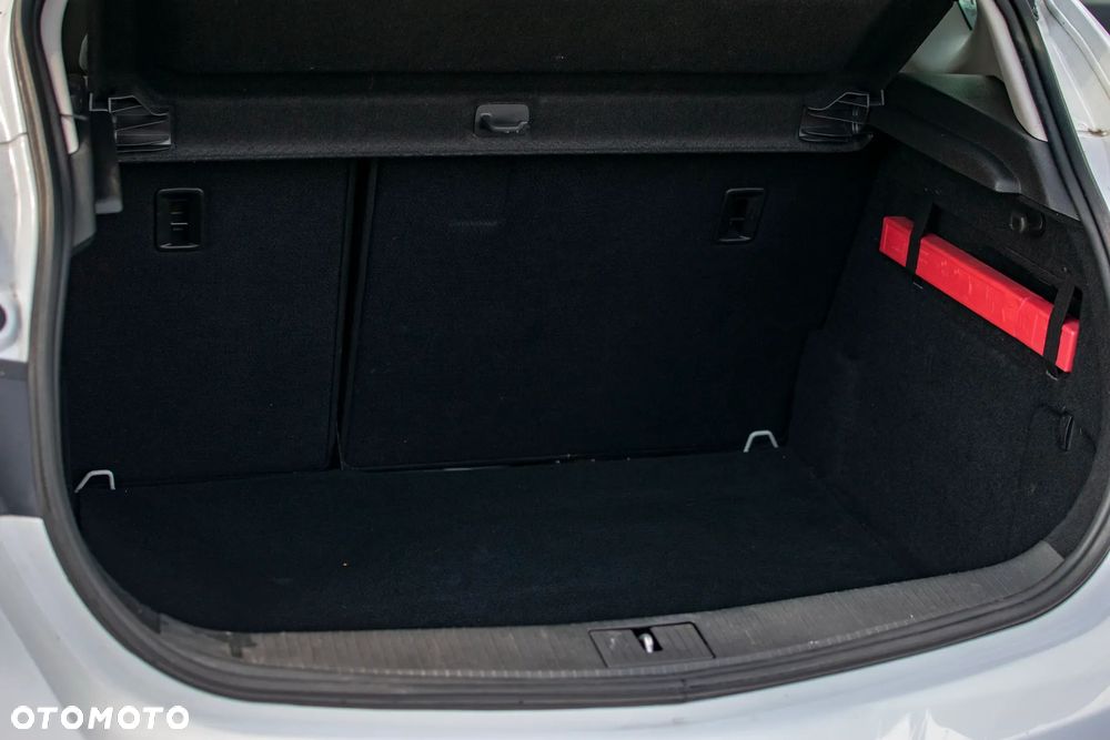 Opel Astra - 34