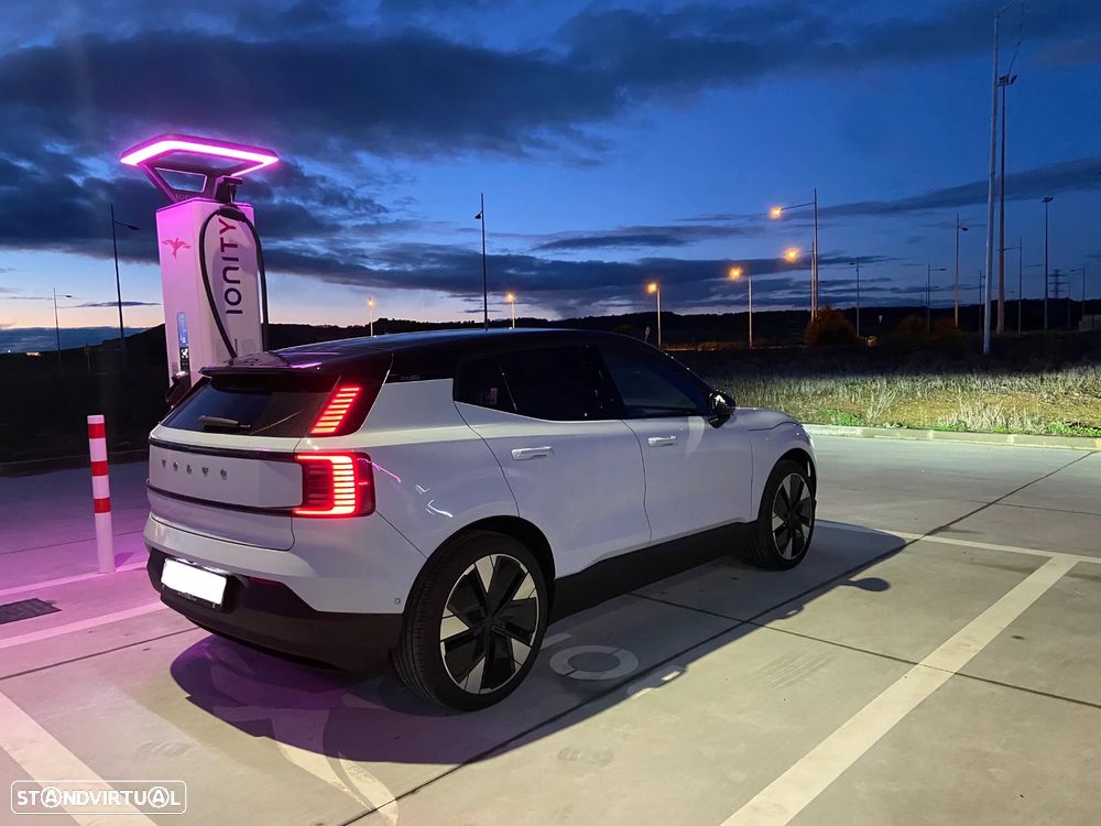 Volvo EX30 69 kWh Twin Motor Ultra - 2
