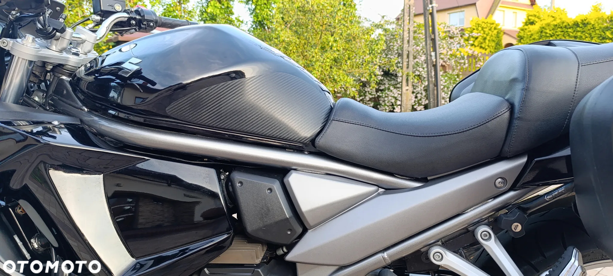 Suzuki GSX - 36