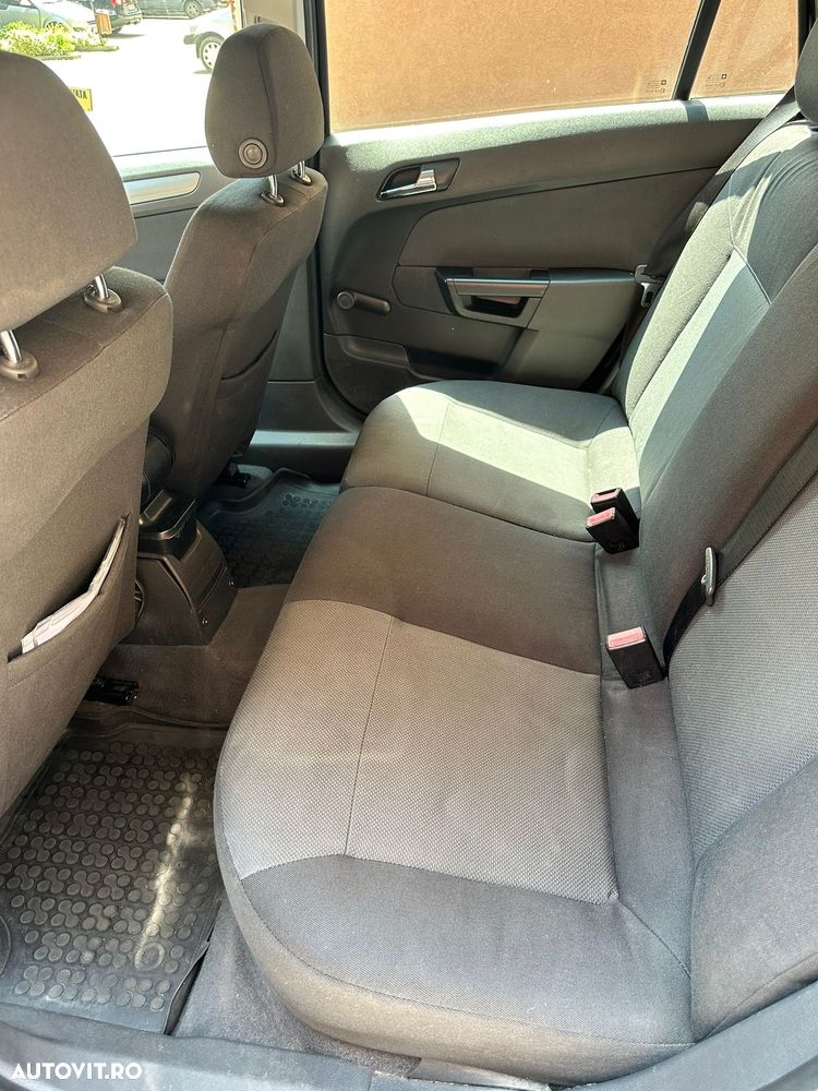 Opel Astra 2.0 TDi Comfort - 6