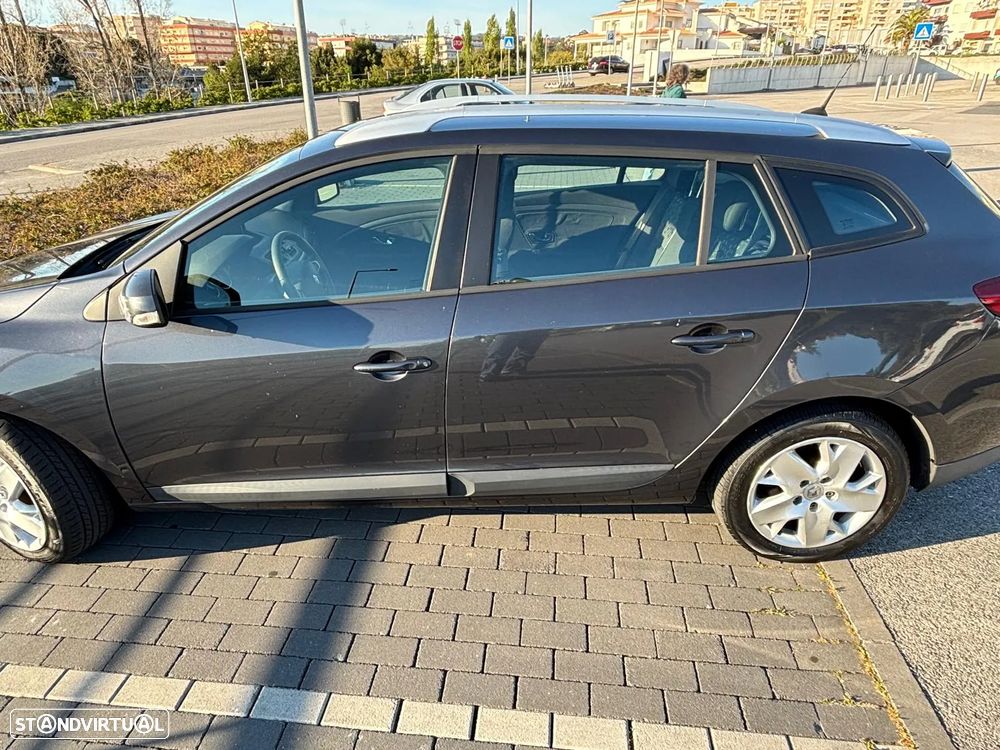 Renault Mégane Sport Tourer - 16
