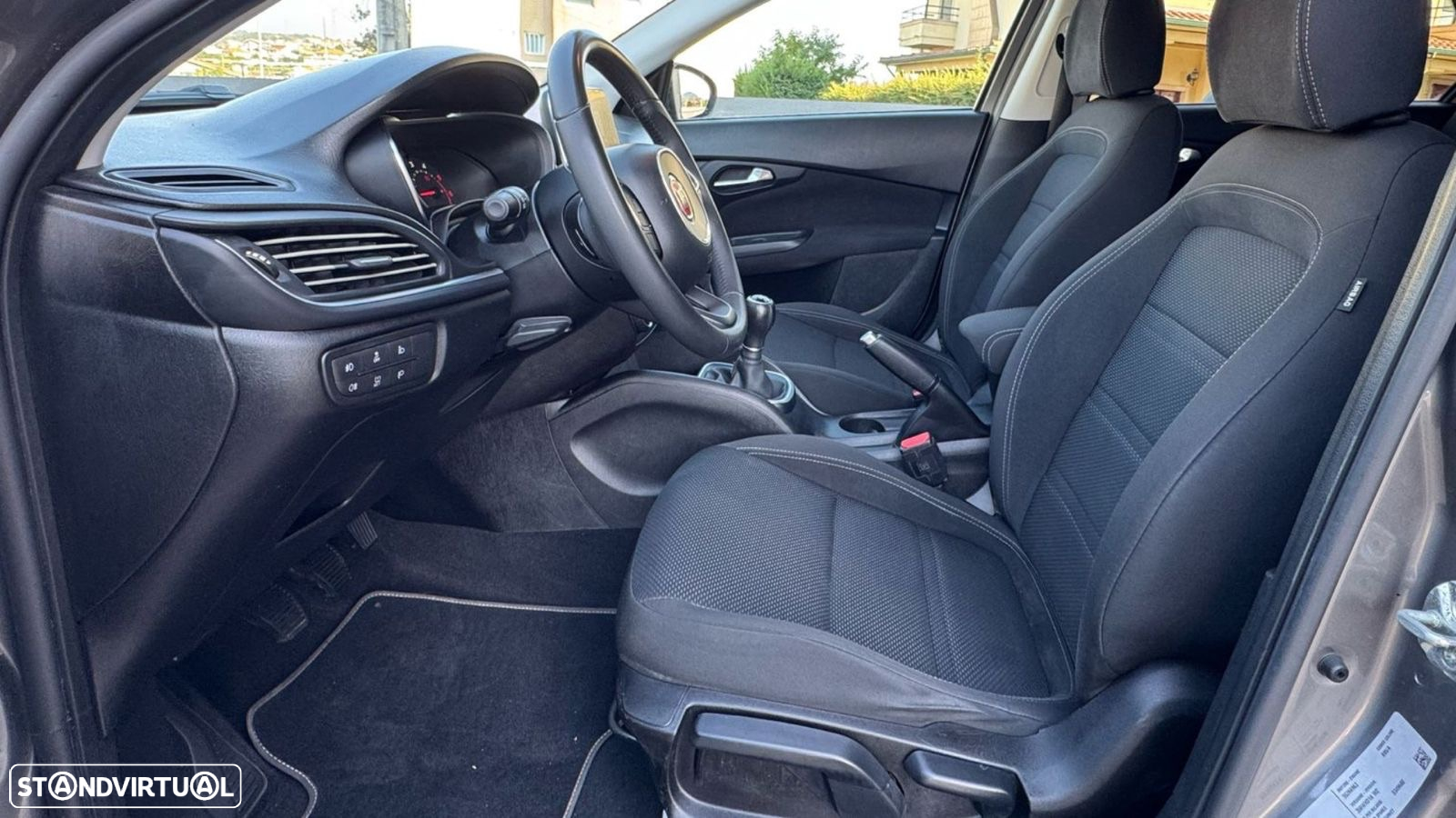 Fiat Tipo Station Wagon 1.3 M-Jet Lounge - 9