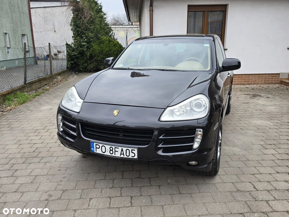 Porsche Cayenne - 3