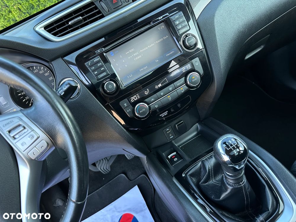 Nissan X-Trail 1.6 DIG-T Tekna - 32