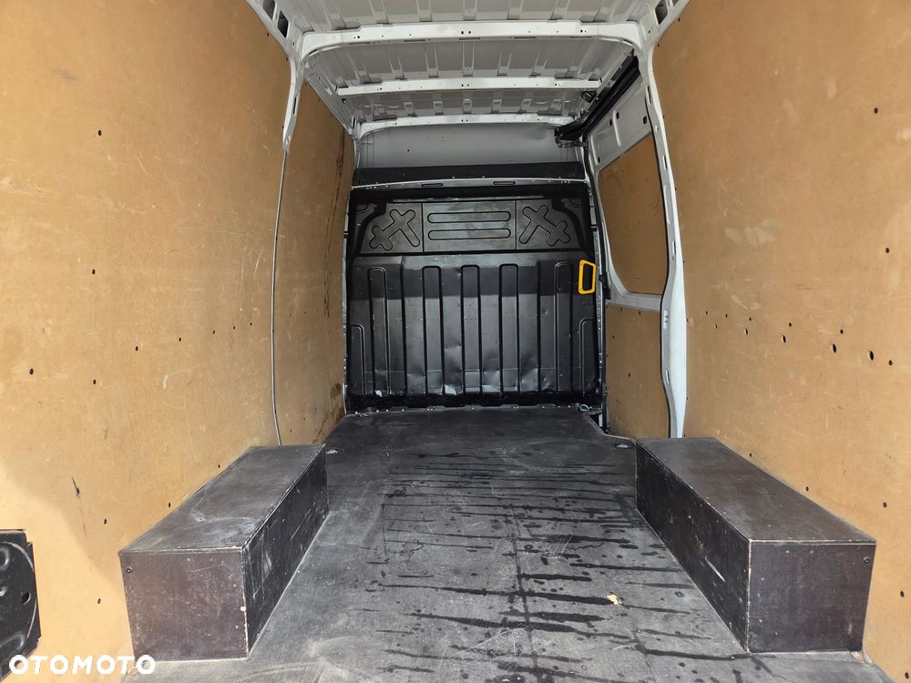 Iveco Daily - 10