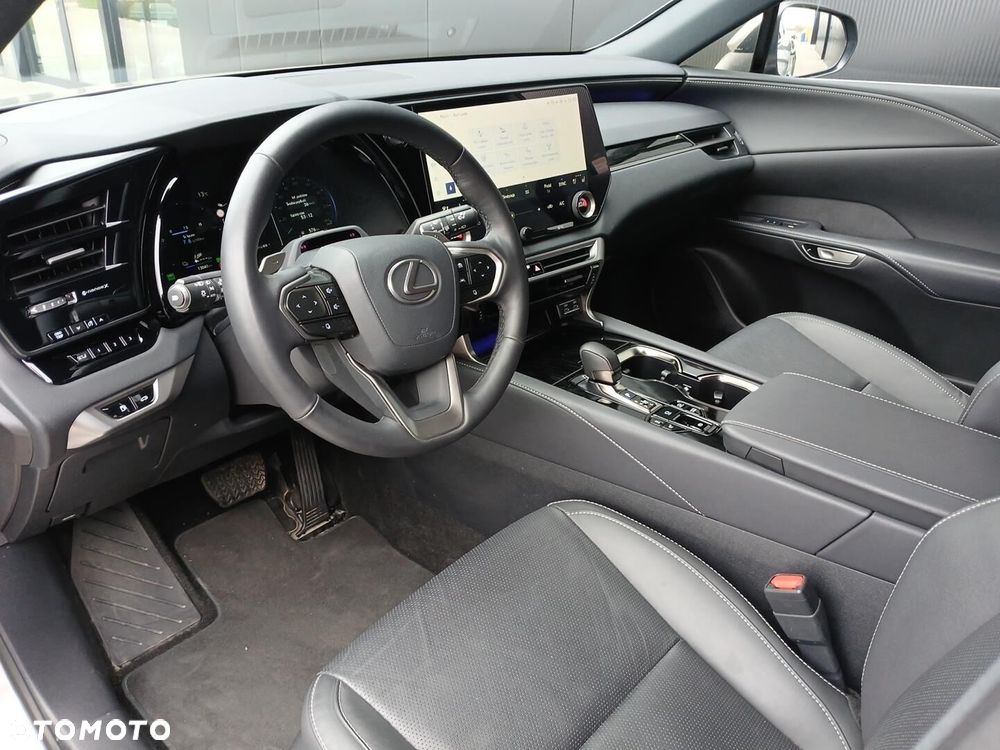 Lexus RX 450h+ Prestige - 11