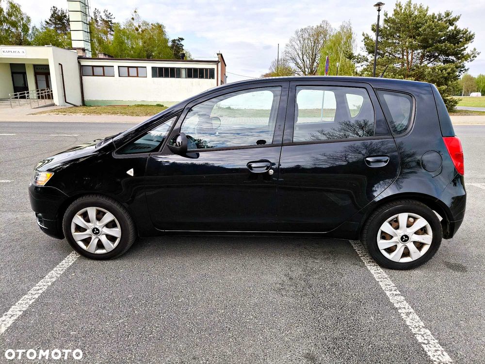 Mitsubishi Colt - 3