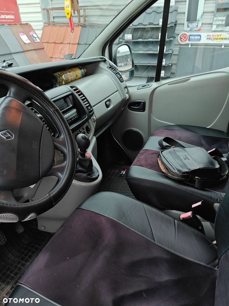 Renault Trafic - 8