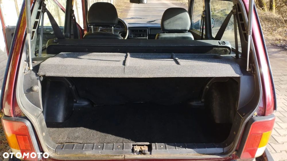 Lada Niva 1.7i - 10